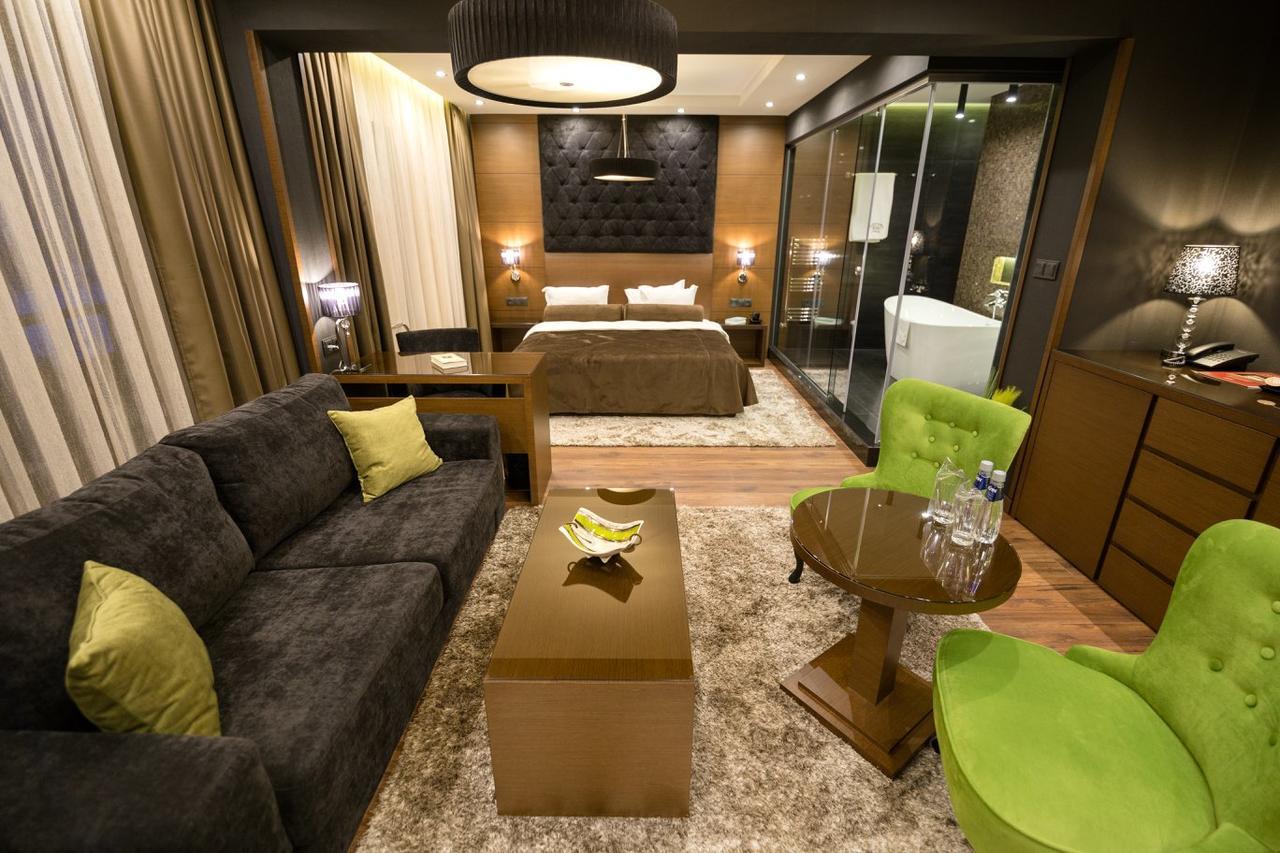 Family Hotel Strannopriemnitza أوريشاك المظهر الخارجي الصورة
