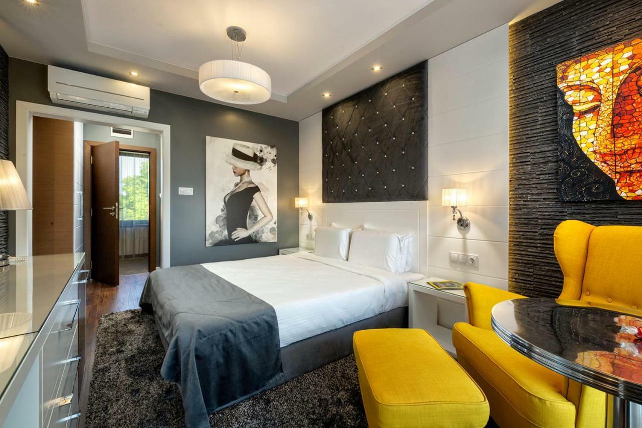Family Hotel Strannopriemnitza أوريشاك المظهر الخارجي الصورة